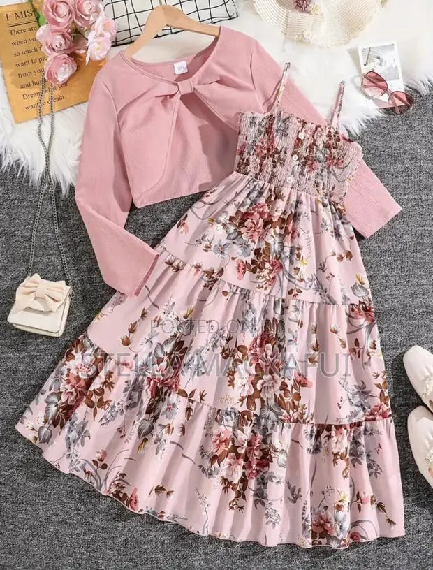 Pretty Dress With Mini Coat for 10-12yrs Only · Photo 3