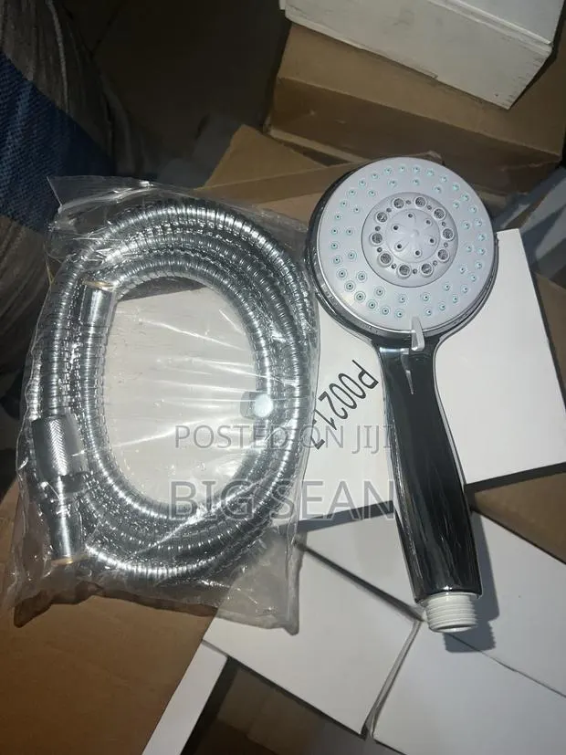 Shower Heads · Photo 1
