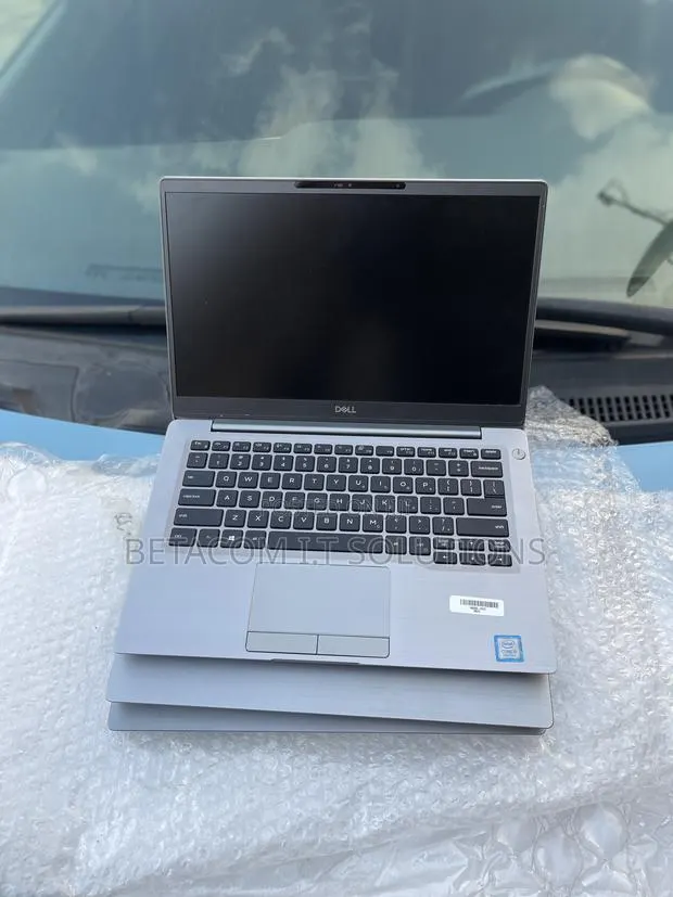 Laptop Dell Latitude 7400 8GB Intel Core i5 SSD 256GB · Photo 1