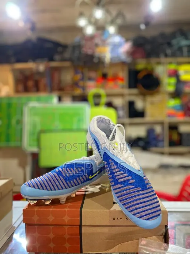 Original Football Boot · Photo 1