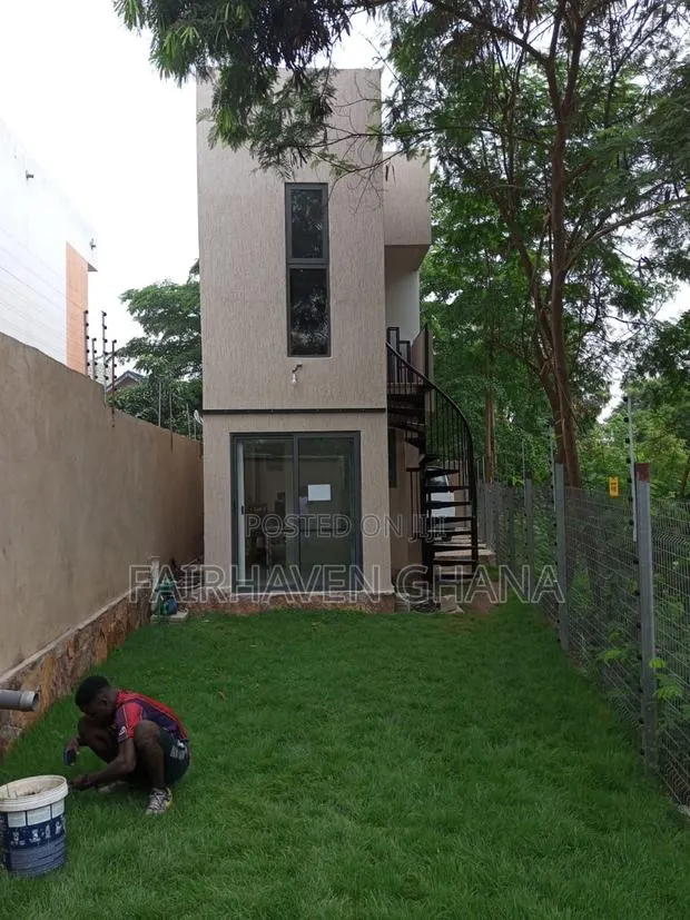 Studio Apartment for Rent · Photo 1