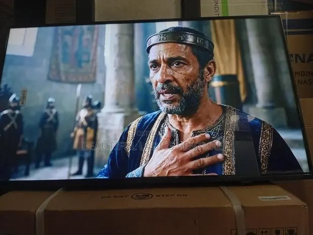 Samsung 43-Inch Smart Screen Tv for Movies Gaming · Photo 1