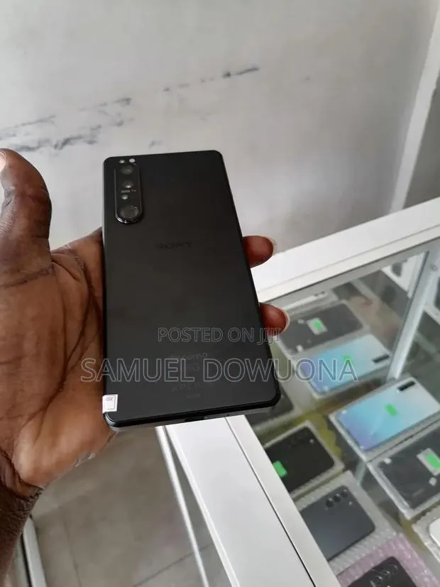 New Sony Xperia 1 II 128 GB Black · Photo 1