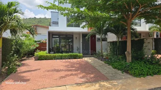Furnished 3bdrm House in Ayi Mensah Park, Oyarifa Mall Area for sale