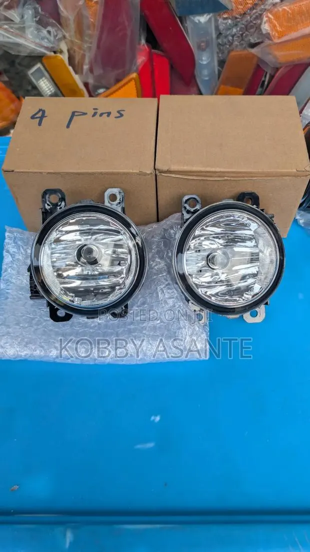 Hilux 2012 Fog Lights · Photo 1