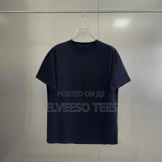 Quality and Affordable Plain T-Shirts Wholesale · Photo 1