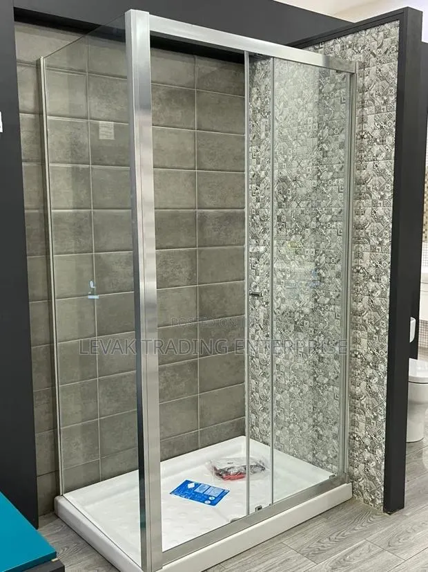 120cmx80cm Cubicle- Glass Enclosure- Glass Bathtub · Photo 1