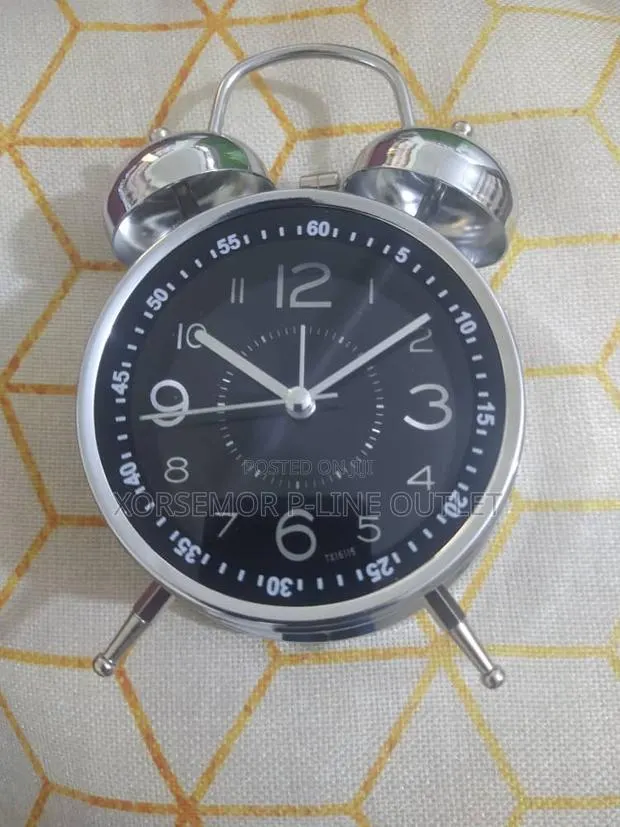 Desktop Bell Alarm Clock · Photo 1