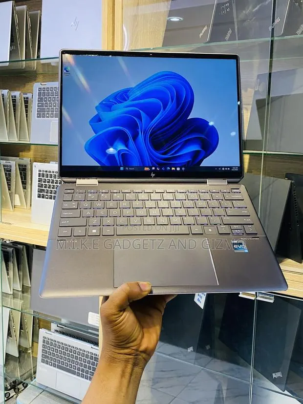 Laptop HP Spectre X360 13 16GB Intel Core i7 SSD 512GB · Photo 2
