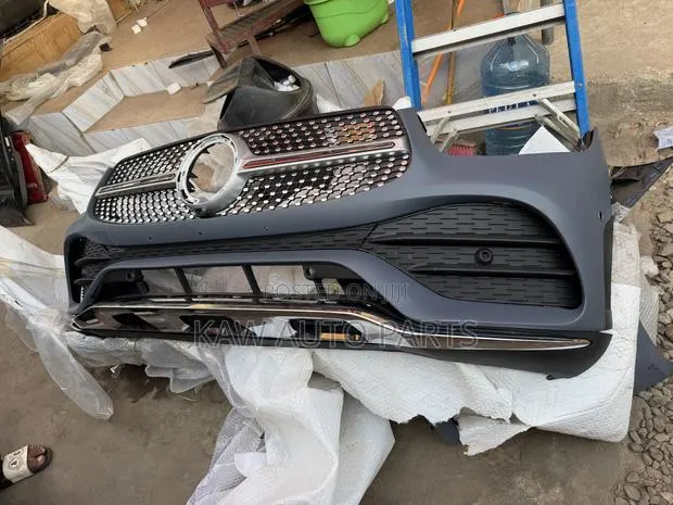2019,2020,2021,2022,2023,2024 Front Bumper for Mercedes Benz GLC W253 · Photo 1