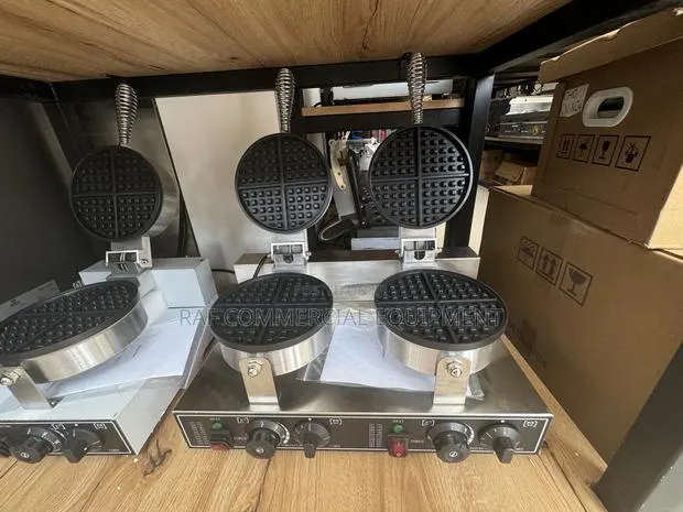 Commercial Double Waffle Machine · Photo 1