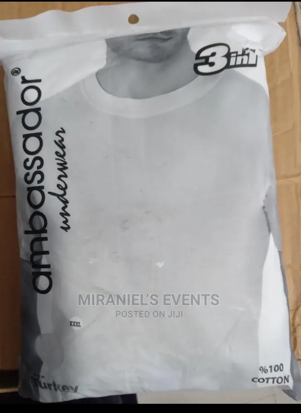 Affordable 3 in 1 Men's Inner Shirts · Photo 1