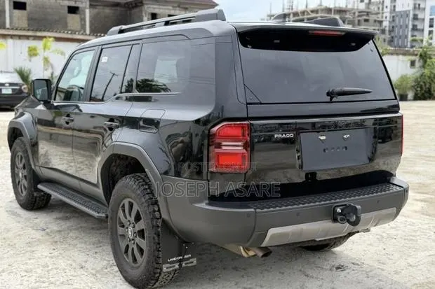 Toyota Land Cruiser Prado 2025 Black · Photo 1
