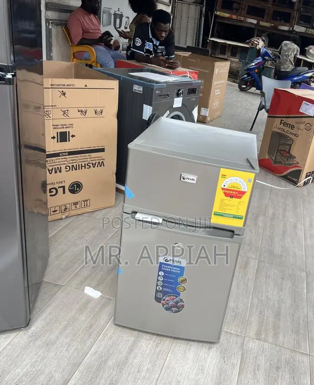 Fast Cooling Pearl Pf 235t-1a Table Top Fridge(2 Door) · Photo 1