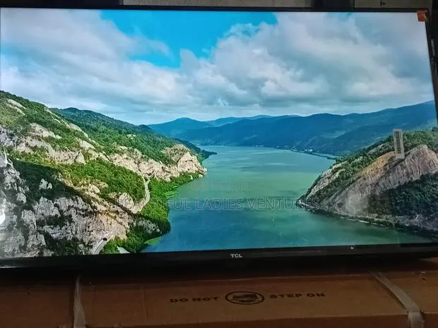 TCL 32-Inch Smart Entertainment Tv for Every Room · Photo 1