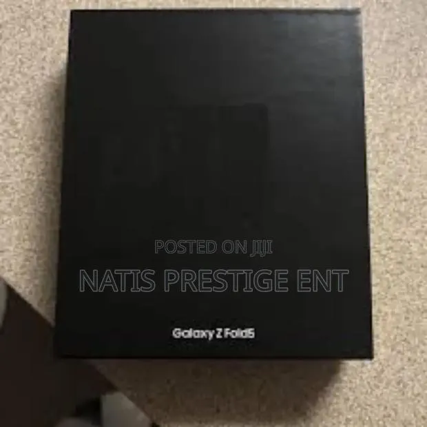 New Samsung Galaxy Z Fold 5 512 GB Black · Photo 1