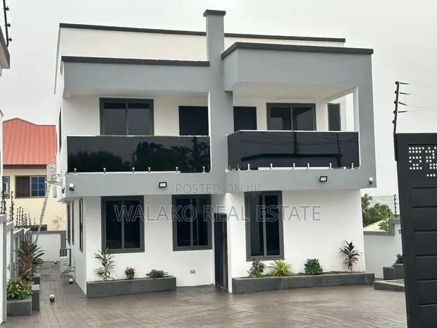 4bdrm House in West Hills Mall Area for sale · Photo 1