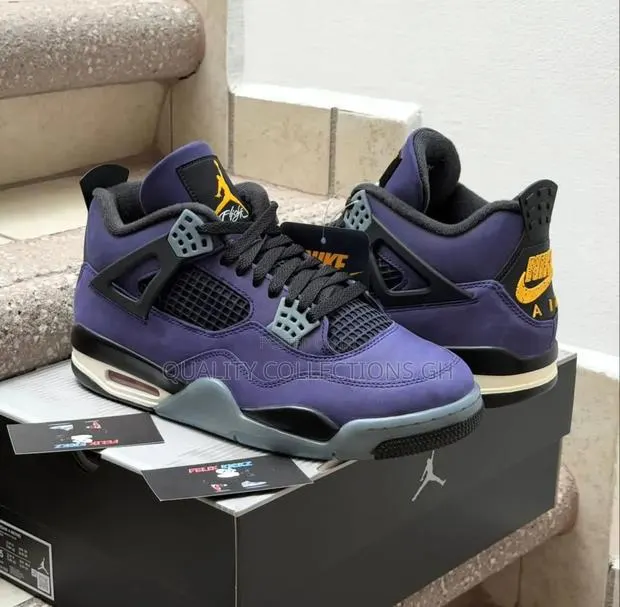 Air Jordan 4 Retro Lakers · Photo 1