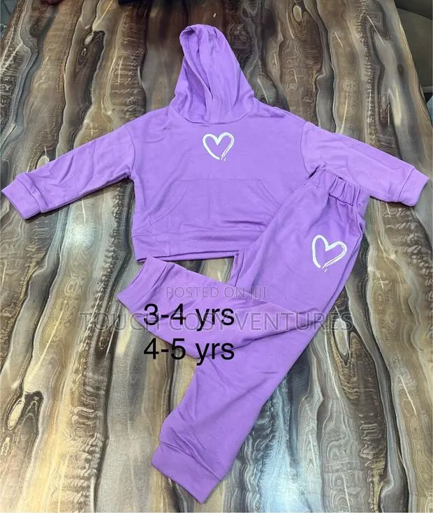 Princess Purple Hoodie and Jogging With Front Pocket · Photo 1