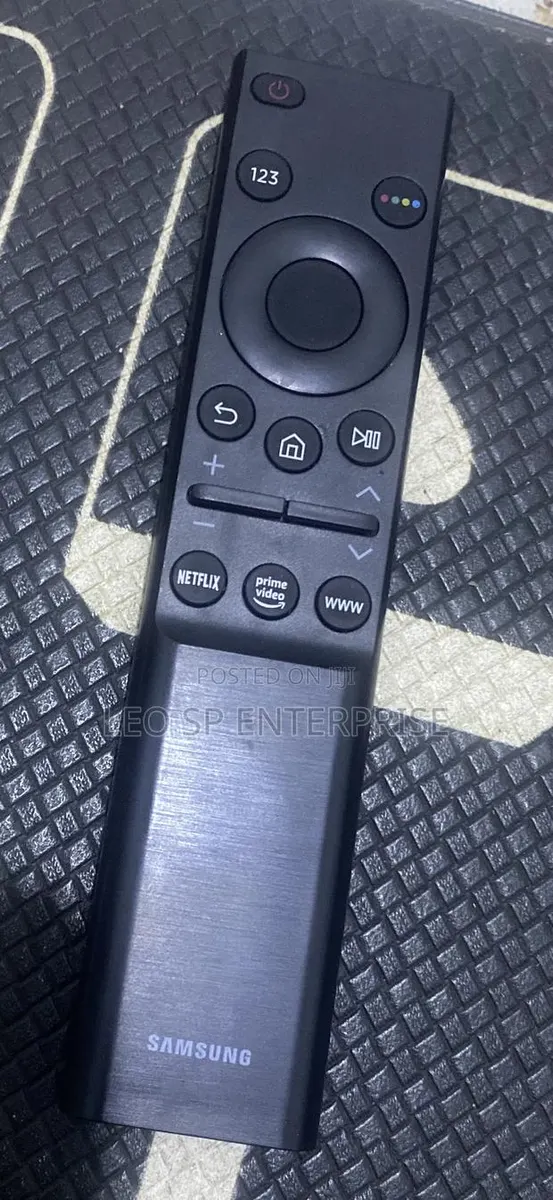 Samsung Universal Smart Remote · Photo 1