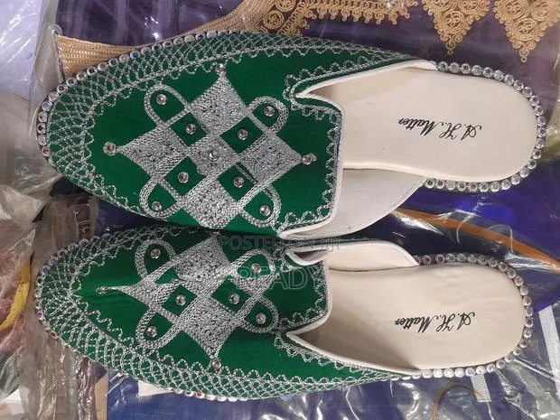 Handmade Halfshoes · Photo 1