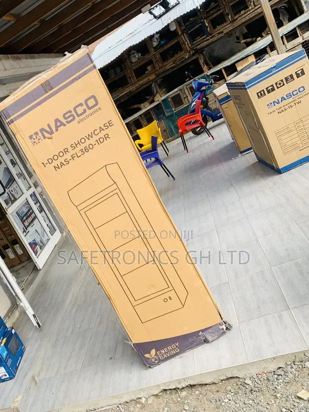 Check Out Nasco NAS-FL360-1DR 298-Liter Single-Door Display · Photo 1