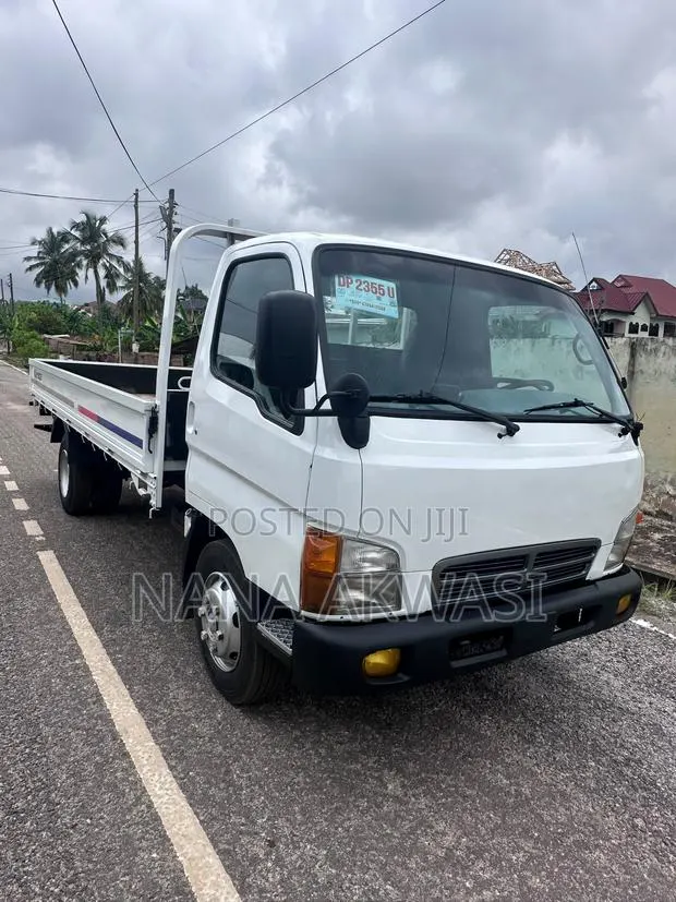 Hyundai Mighty 2 3.5 Ton 6 Holes