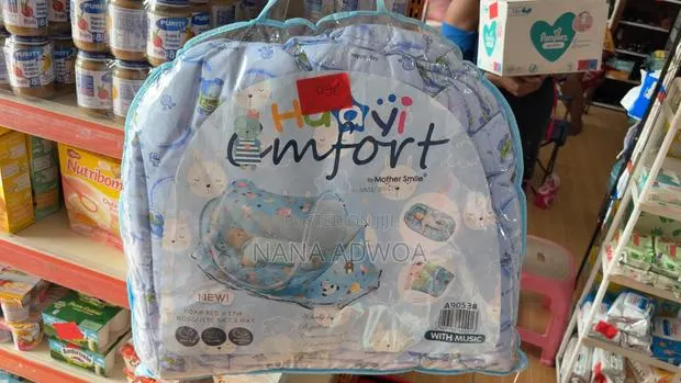 Foam Bed With Mosquito Net and Mat · Photo 1