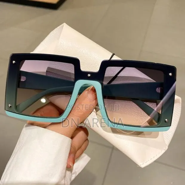 Women Sunglasses · Photo 1