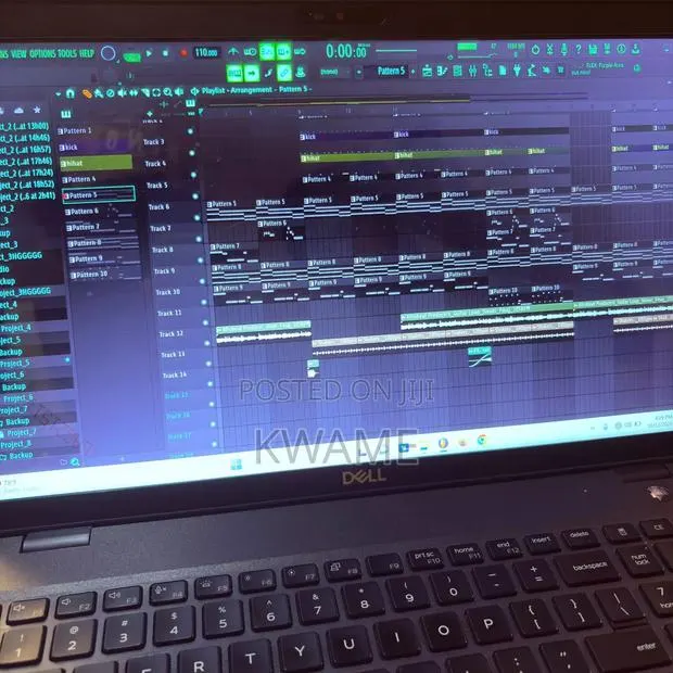Laptop Dell Latitude 5500 8GB Intel Core i7 SSD 256GB · Photo 1