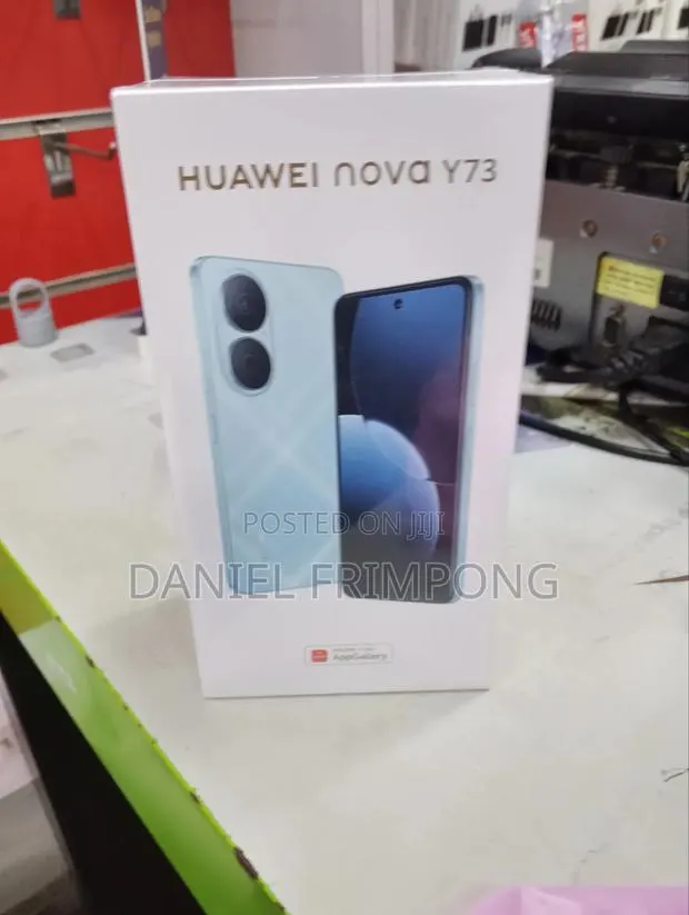 New Huawei Nova Y73 256 GB Gray · Photo 1