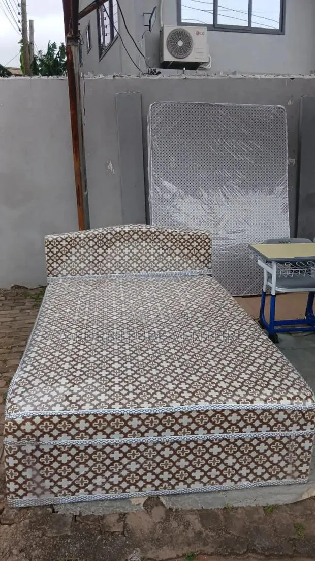 Complete Double Bed · Photo 1
