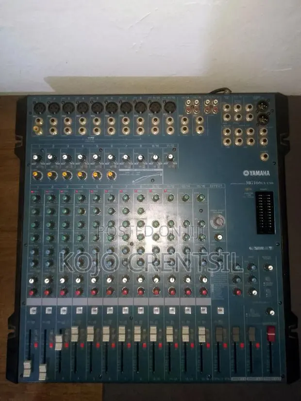 Yamaha Audio Mixer (Mg166cx-Usb) · Photo 1