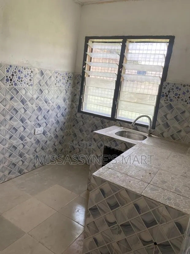 1bdrm House in Awoshie for rent · Photo 1