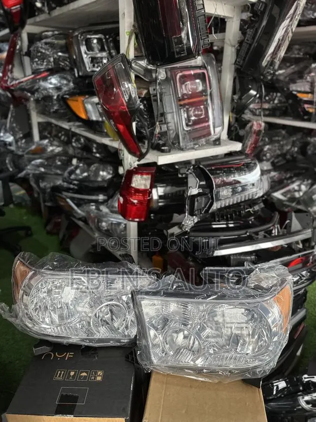 Toyota Tundra 2007-2013 Model · Photo 1