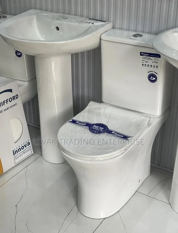 Twyford Water Closet, Toilet Seat Wc · Photo 1