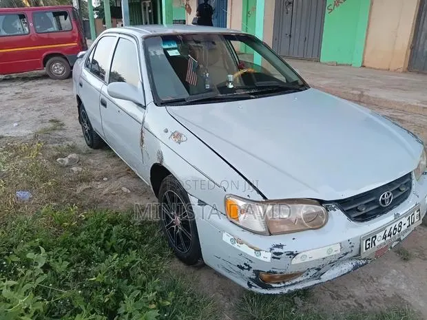 Toyota Corolla 2010 · Photo 1