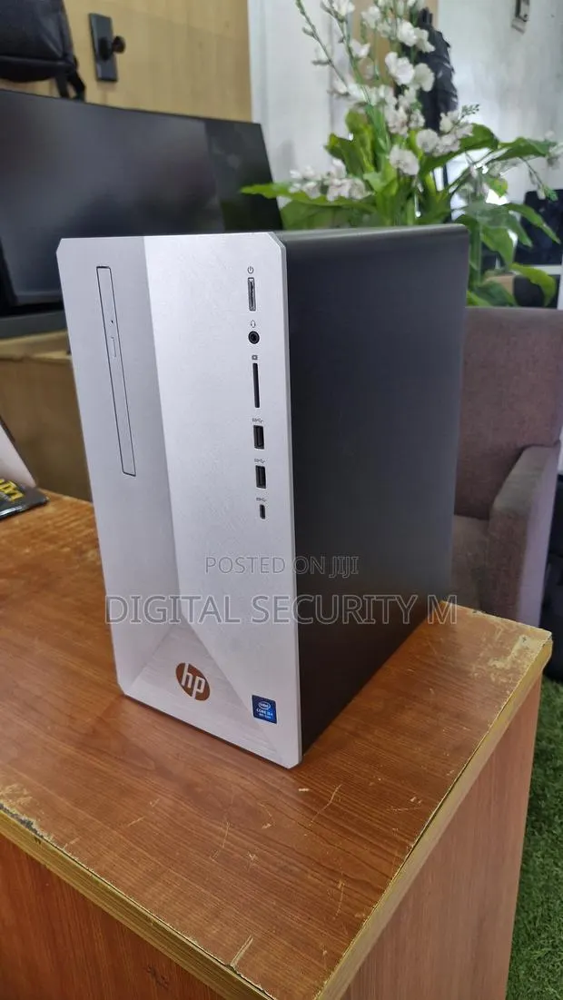 Desktop Computer HP Pavilion 24 8GB Intel Core i5 HDD 2T · Photo 1