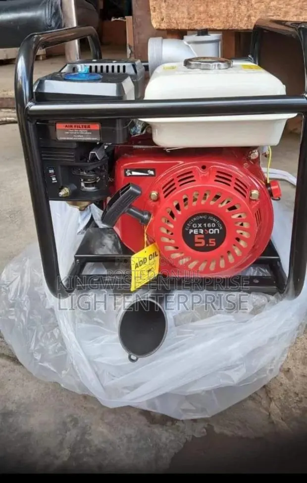 Person Water Pump 3’ · Photo 1