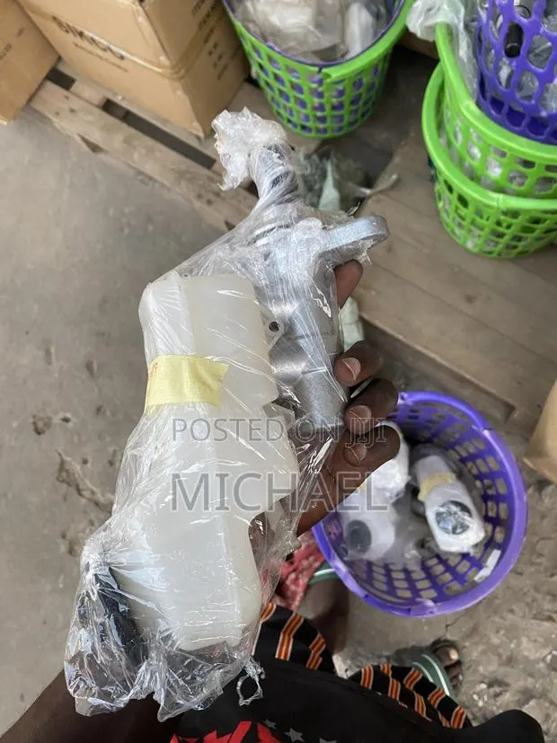 Corolla Brake Pot · Photo 1