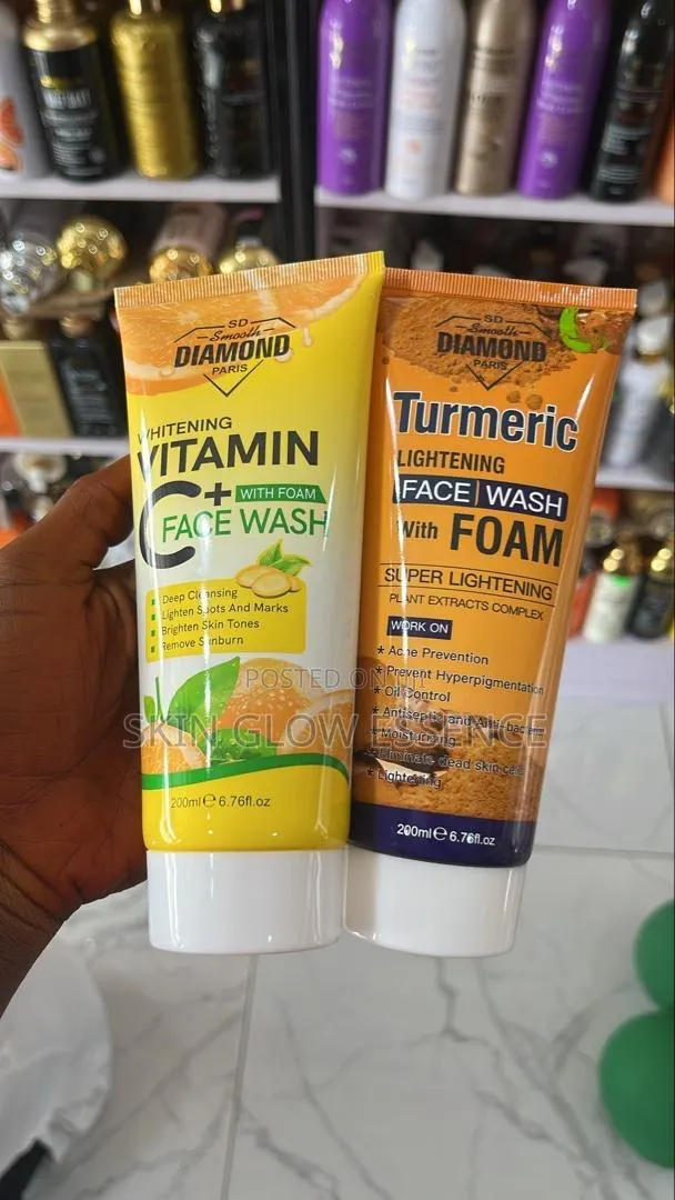 Smooth Diamond Face Wash · Photo 1
