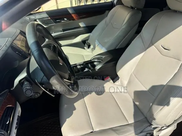 Cadillac XTS 2.0 Petrol AWD 2015 Blue · Photo 1