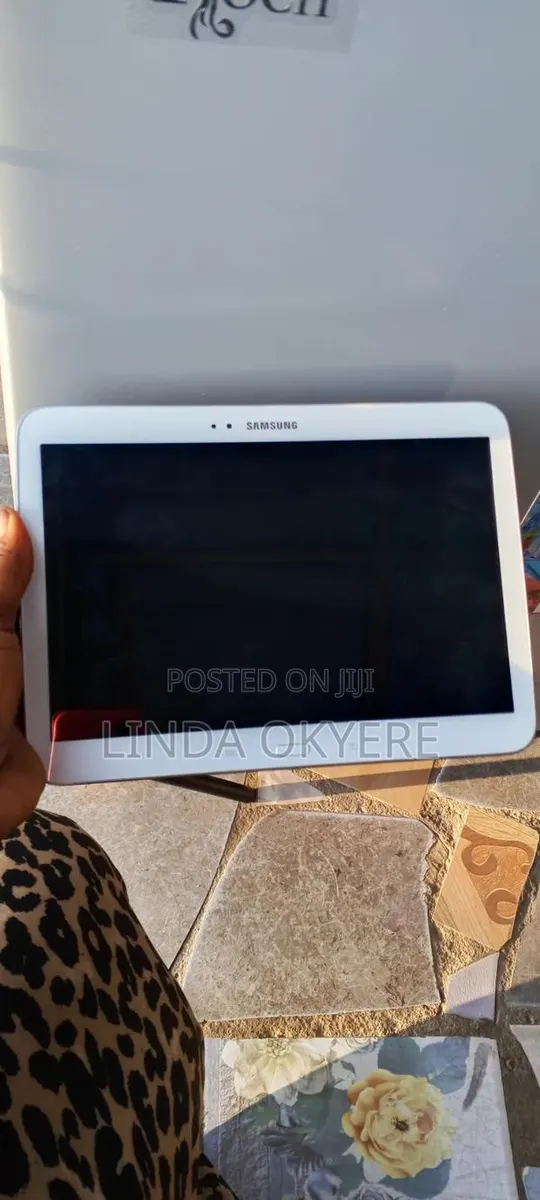 New Samsung Galaxy Tab 3 10.1 P5200 16 GB White · Photo 1