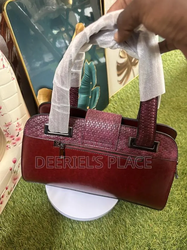 Ladies Bag / Pure Leather · Photo 1