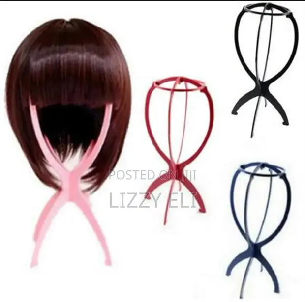 Wig Stands · Photo 1