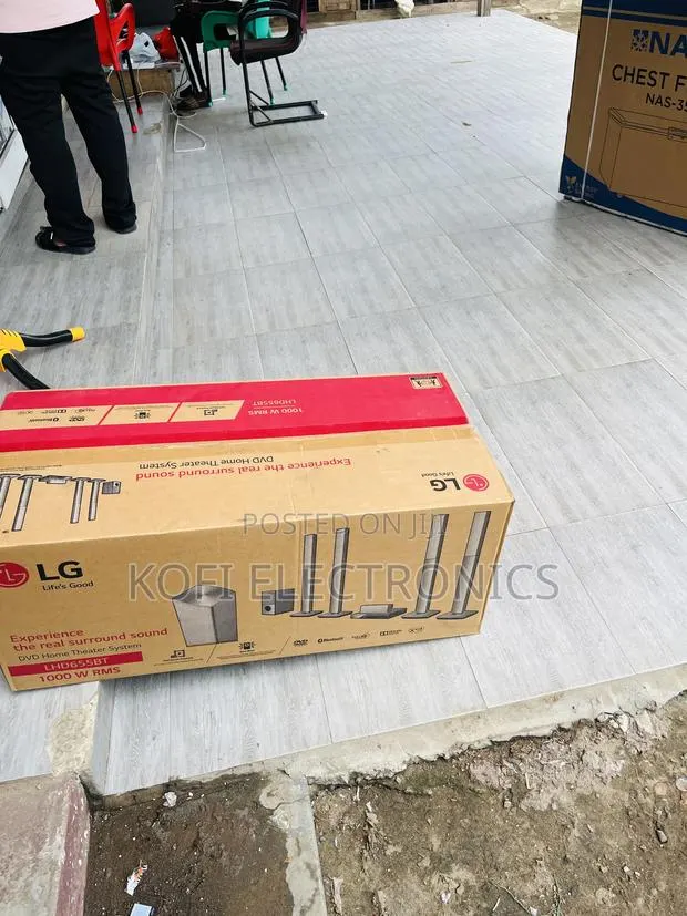 Lovely Design Lg LHD 655bt 1000watt Home Theater(5.1ch). · Photo 1
