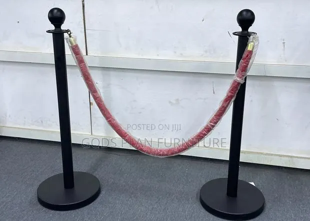 Black Stanchion / Barrier/ Barricade · Photo 1