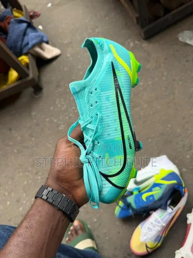 Nike Mercurial Vapor 14 · Photo 1