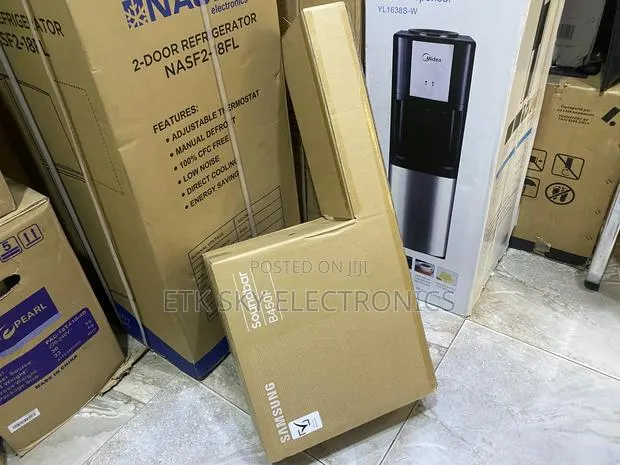 B450f 2.1ch New Samsung 300w Wireless Sound Bar · Photo 1