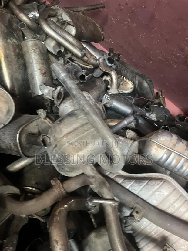 Toyota Yaris/Vitz Silencer or Manifoam · Photo 1